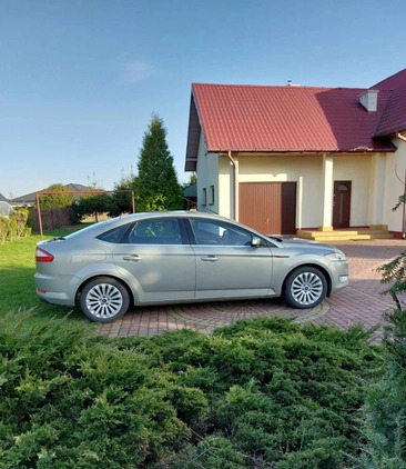 Ford Mondeo cena 21000 przebieg: 236000, rok produkcji 2009 z Korfantów małe 121